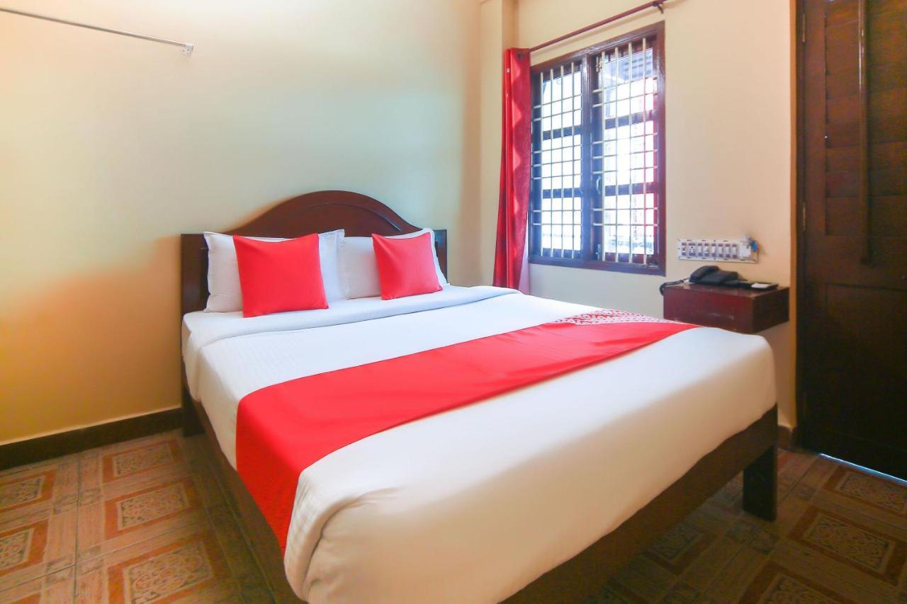 Oyo 23098 Ushama Heritage Guest House Pondicherry Luaran gambar