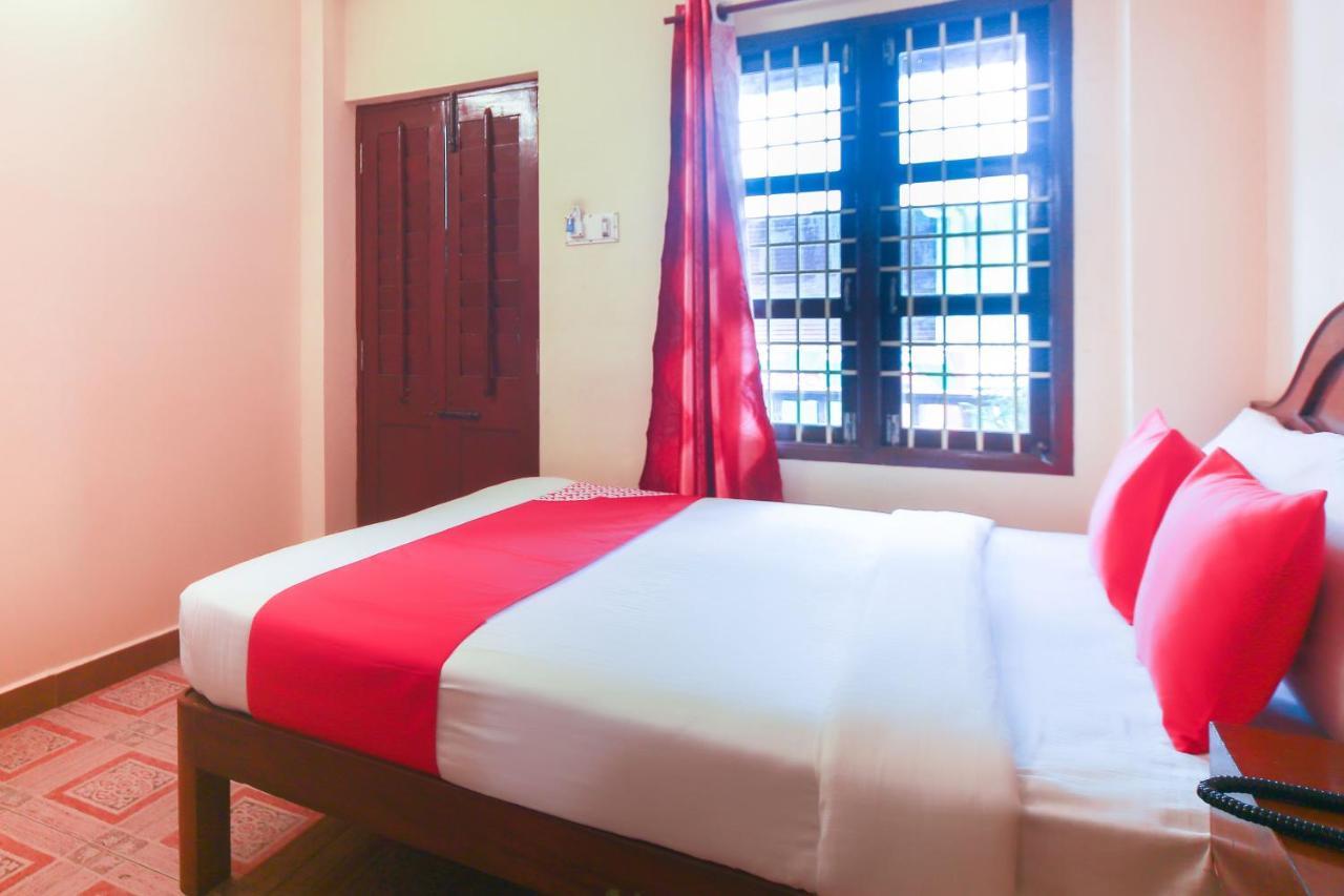 Oyo 23098 Ushama Heritage Guest House Pondicherry Luaran gambar